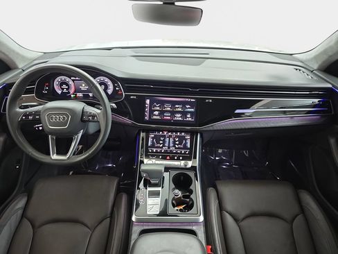 Used 2019 Audi Q8 Prestige AWD/4WD image 12