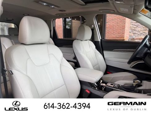 Used 2022 Kia Telluride EX w/ EX Premium Package AWD/4WD image 13