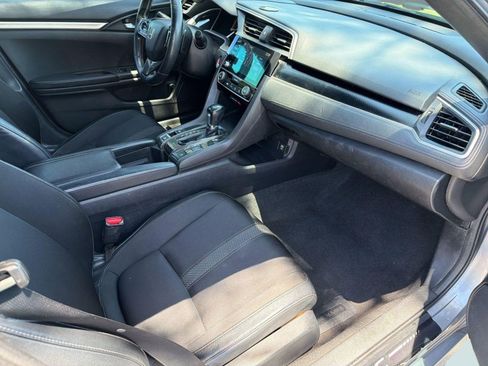 Used 2020 Honda Civic Sport image 31