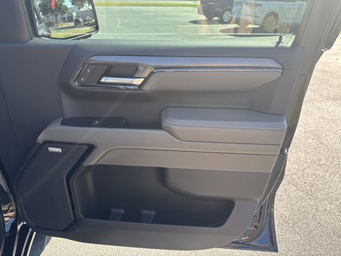 Used 2023 Chevrolet Silverado 1500 ZR2 w/ Technology Package image 41