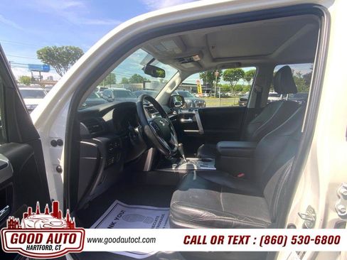 Used 2017 Toyota 4Runner Limited AWD/4WD image 10
