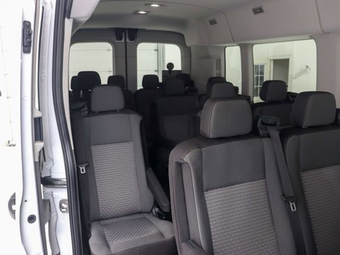 Used 2021 Ford Transit 350 XLT RWD image 14
