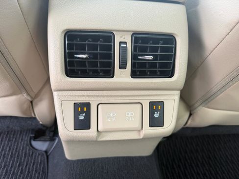 Used 2019 Subaru Outback 2.5i Limited w/ Popular Package #2 image 21