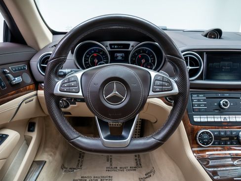 Used 2017 Mercedes-Benz SL 450 image 11