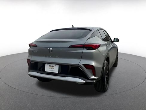 Used 2025 Buick Envista Sport Touring image 16