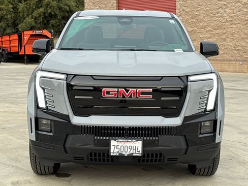 Used 2026 GMC Sierra EV Elevation AWD/4WD image 5