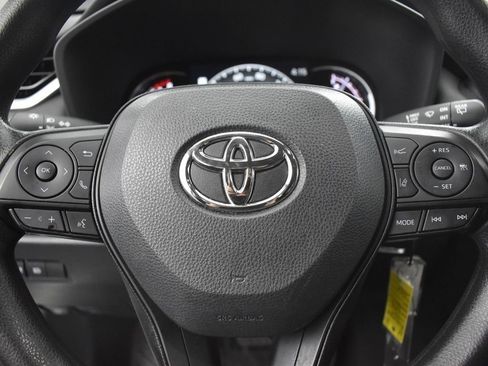 Used 2024 Toyota RAV4 LE image 29