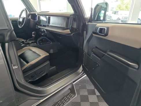 Used 2024 Ford Bronco Wildtrak AWD/4WD image 42