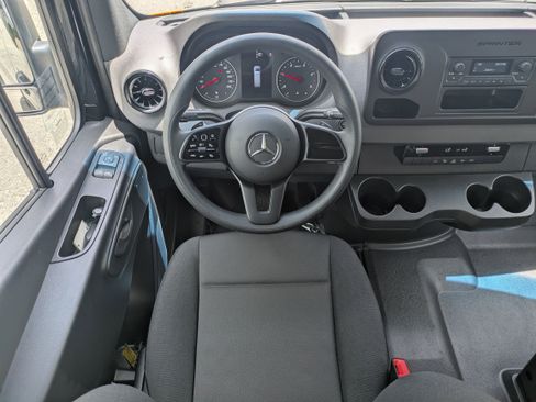 Used 2024 Mercedes-Benz Sprinter 3500 image 14