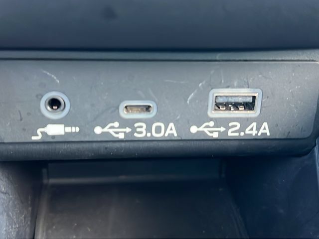 Used 2025 Subaru Outback Premium AWD/4WD image 26