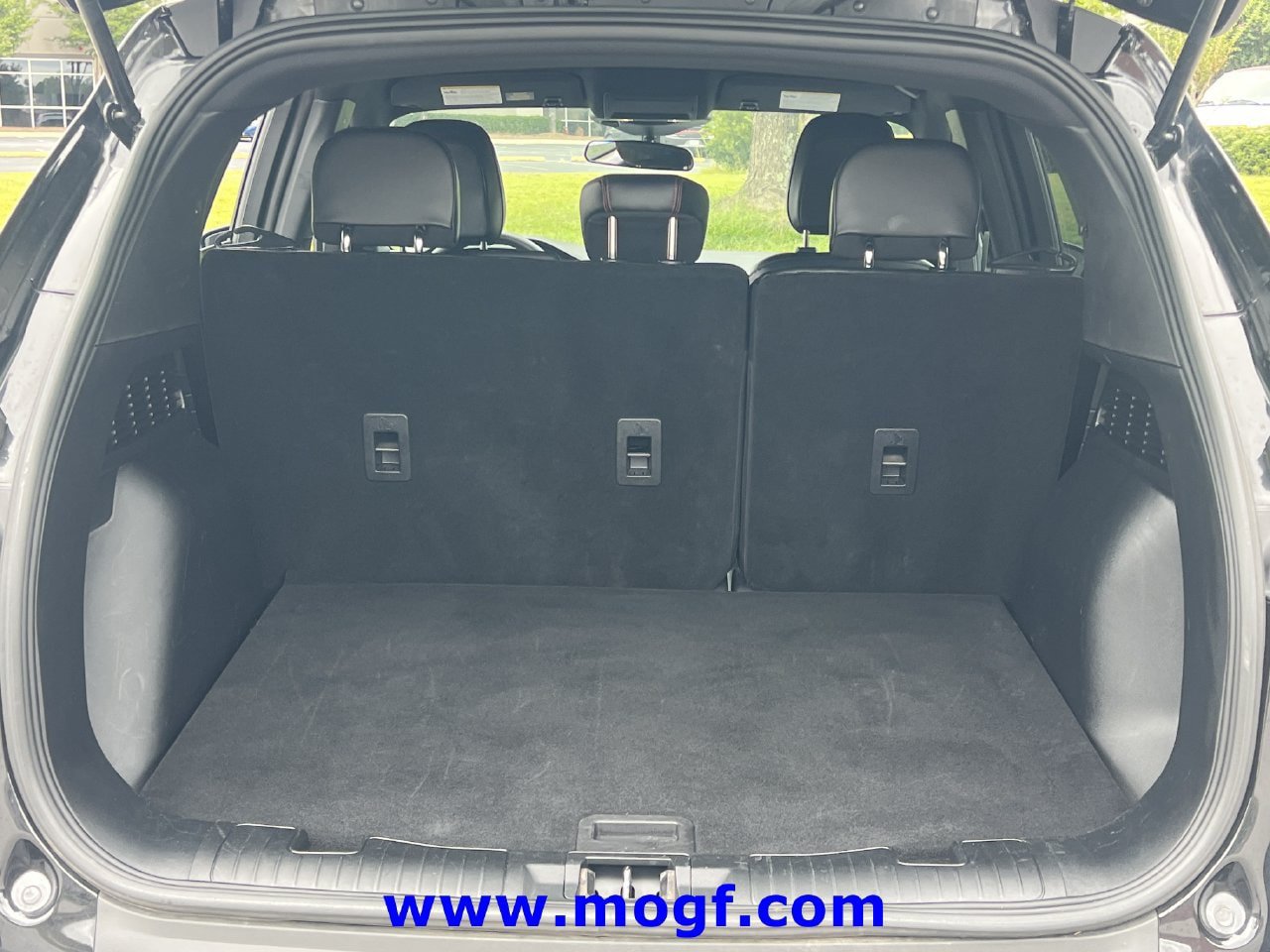 Used 2025 Ford Escape ST-Line FWD image 19