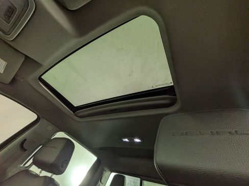 Used 2021 GMC Sierra 3500 Denali w/ Denali Ultimate Package image 31