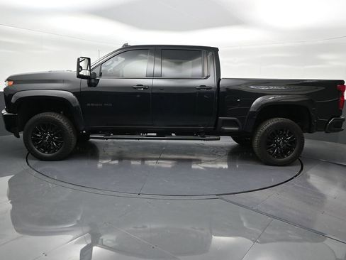 Used 2022 Chevrolet Silverado 2500 High Country w/ Z71 Off-Road Package image 2