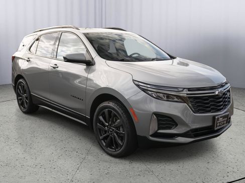 Used 2023 Chevrolet Equinox RS w/ LPO, Floor Liner Package image 1