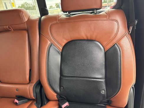 Used 2019 RAM 1500 Big Horn AWD/4WD image 24