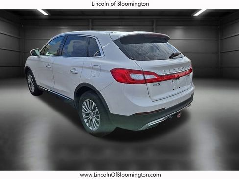 Used 2016 Lincoln MKX Select image 7