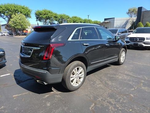 Used 2021 Cadillac XT5 Luxury AWD/4WD image 3