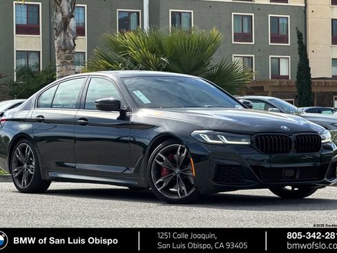 Used 2023 BMW M550i xDrive image 1