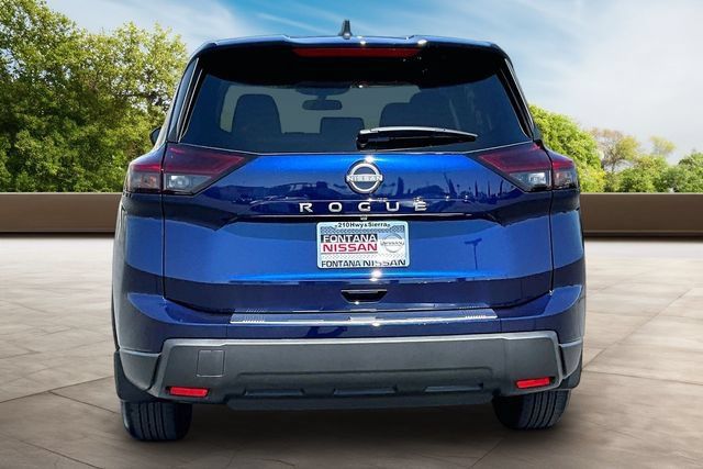 New 2026 Nissan Rogue SV FWD image 4