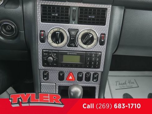 Used 2004 Mercedes-Benz SLK 230 image 28