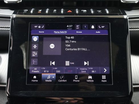 Used 2023 Jeep Grand Cherokee Altitude image 31