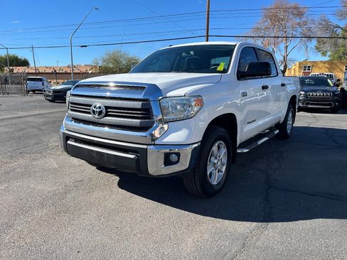 Used 2015 Toyota Tundra SR5 image 11