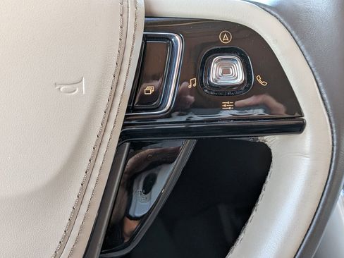 Certified 2022 Lincoln Aviator Reserve w/ Elements Package Plus image 31