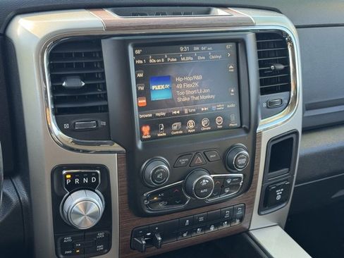 Used 2014 RAM 1500 Laramie w/ Convenience Group image 25