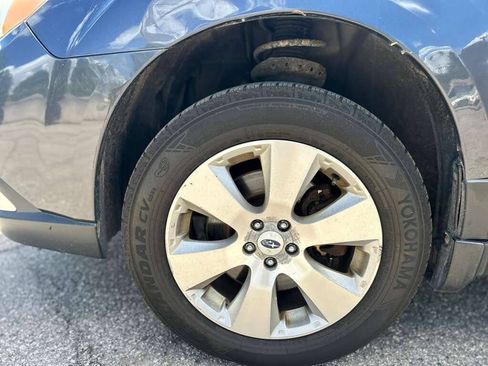 Used 2012 Subaru Outback 3.6R Limited AWD/4WD image 9
