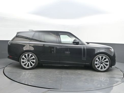 New 2026 Land Rover Range Rover Long Wheelbase SE AWD/4WD image 8