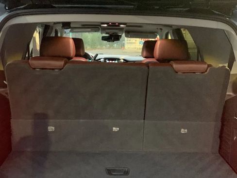 Used 2019 Chevrolet Tahoe Premier w/ Premier Plus Edition image 18