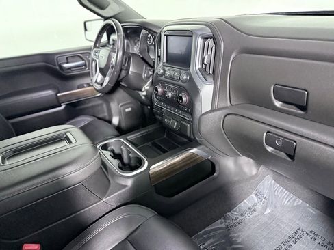 Used 2019 Chevrolet Silverado 1500 LT Trail Boss AWD/4WD image 18