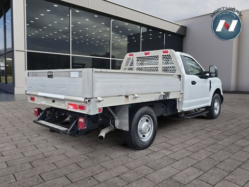 Used 2018 Ford F250 XL image 5