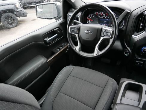 Used 2020 Chevrolet Silverado 1500 LT w/ All-Star Edition image 13