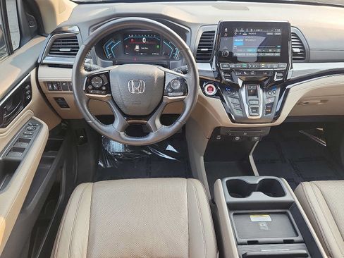 Used 2023 Honda Odyssey Elite image 11