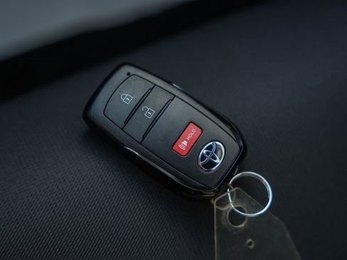 New 2025 Toyota Tacoma SR image 40