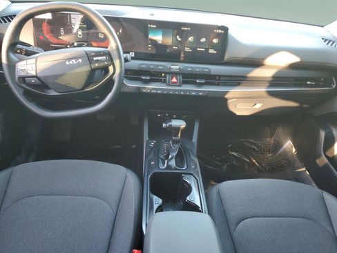 Used 2025 Kia K4 LXS image 13