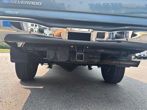 Used 2006 Chevrolet Silverado 2500 LT w/ Snow Plow Prep Package AWD/4WD image 8
