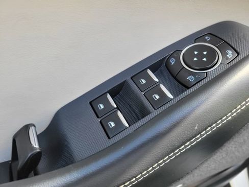 Used 2024 Ford Mustang Mach-E Premium image 16