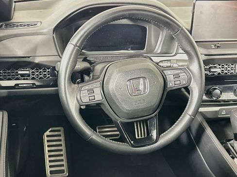 Used 2024 Honda Accord Sport image 17