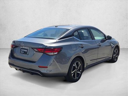 Used 2024 Nissan Sentra SV FWD image 5