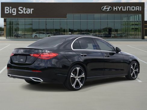Used 2024 Mercedes-Benz C 300 Sedan image 4