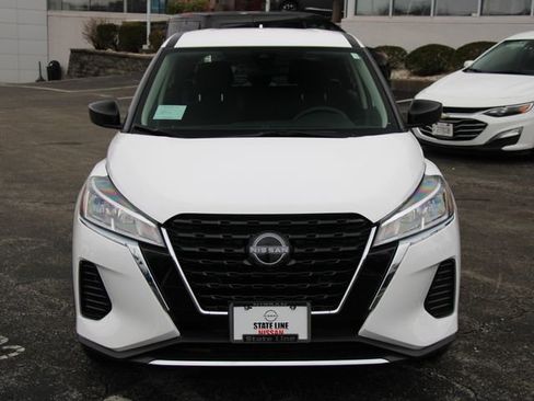 Certified 2025 Nissan Kicks Play S FWD image 9