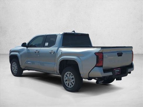 Used 2026 Toyota Tacoma SR5 RWD image 9