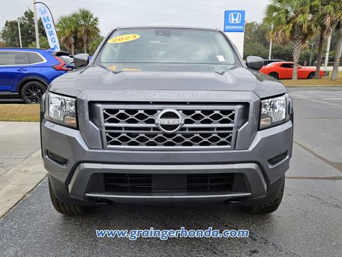 Used 2023 Nissan Frontier SV w/ Technology Package image 8