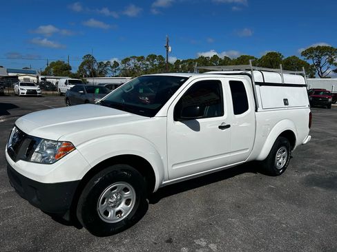 Used 2018 Nissan Frontier S image 9