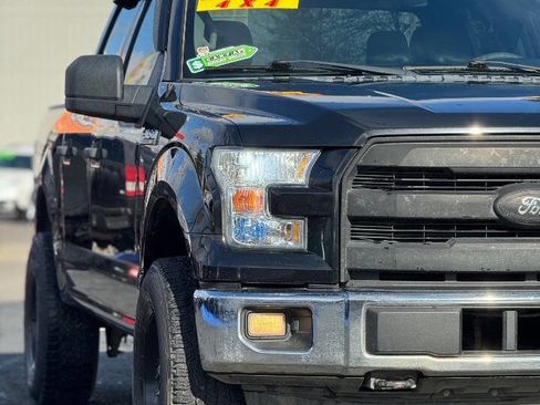 Used 2015 Ford F150 XLT image 9