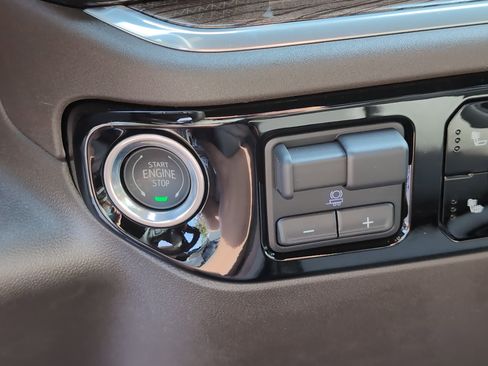 New 2026 Chevrolet Silverado 1500 LT image 18