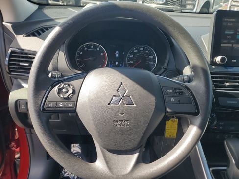 Used 2022 Mitsubishi Eclipse Cross LE image 24