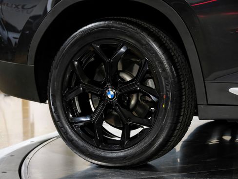 Used 2025 BMW X4 xDrive30i image 59